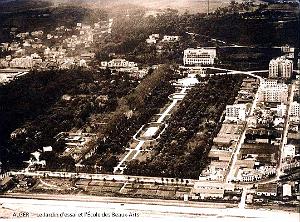 Alger - Jardin d'essai - Ecole des Beaux-Arts - Vue aerienne.